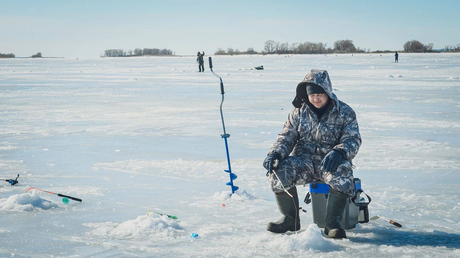 Onde procurar peixes sob o gelo em dias nublados